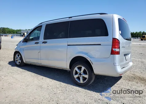2015 Mercedes-Benz Metris from USA, damaged, VIN WDDSJ4EB8FN161365